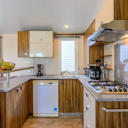 Kamp alanı Mobil-home Pour 6 Pers. - Api-1-52-2563 Saint-Jean-de-Monts